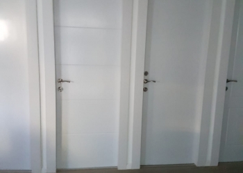 Пластиковые межкомнатные двери