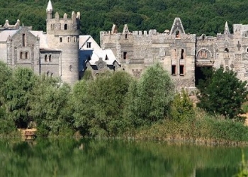 Строим настоящий замок