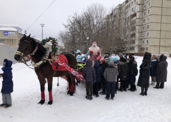 Дед Мороз и Снегурочка
