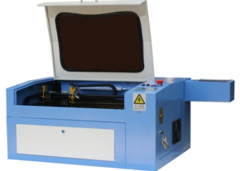 Лазерный гравер LaserSolid 530 Light с эл. столом.