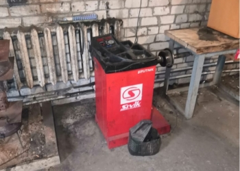 Продаю грузовой,легковой шиномонтаж