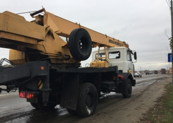 Продается б/у автокран КС-35715,