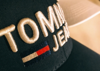 Бейсболки BMW M pover, Tommy jeans, adidas,