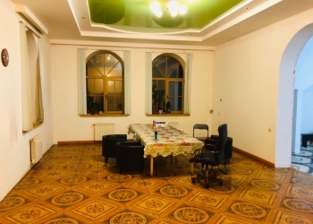 Коттедж 600 м2
