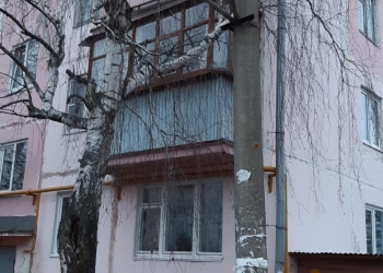 1-к квартира, 30 м2, 3/5 эт.