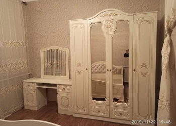 Спальный гарнитур