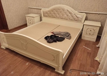 Спальный гарнитур