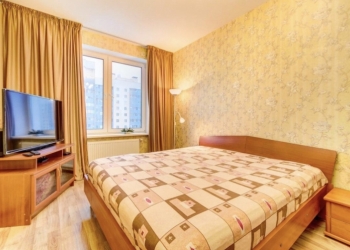1-к квартира, 38 м2, 10/25 эт.