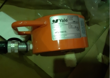 Домкраты Yale