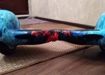 Котались год и стаял