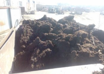 Дрова песок, щебень, земля, навоз, вывоз строительного мусора.