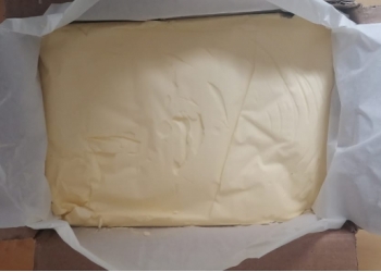 Масло сливочное домашнее