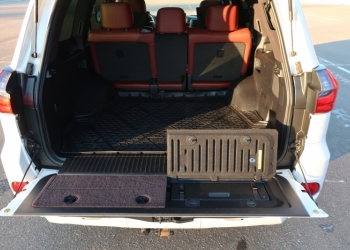 Lexus LX, 2016