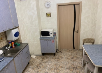 1-к квартира, 43 м2, 3/10 эт.