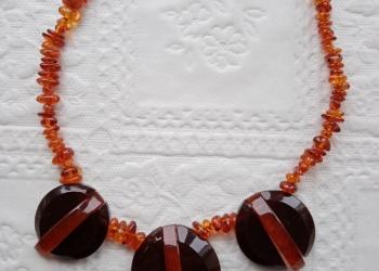 Колье янтарь