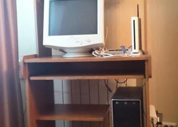 Компьютерный стол