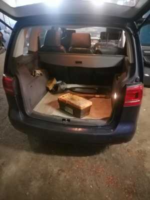 Volkswagen Touran, 2010