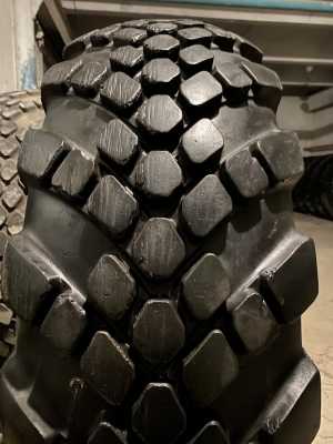 ����  ����1260 ������ 425/85/r21