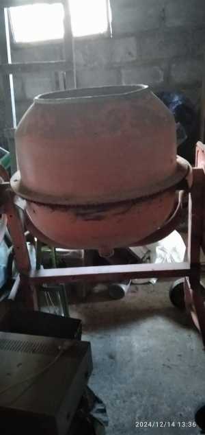 Продам бетономешалку