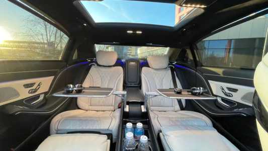 ������ ������ �������� � ��������� w222 Maybach, �������� V class