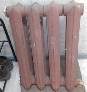 продам чугунная батарея 4 элемента
