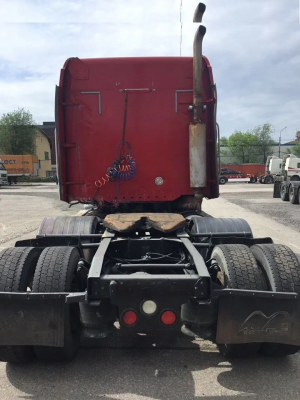 ������ ����� Freightliner Century 2000 �.