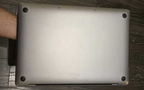 Macbook pro 16.1 (2019) 8GB/64GB/1Tb, 135 