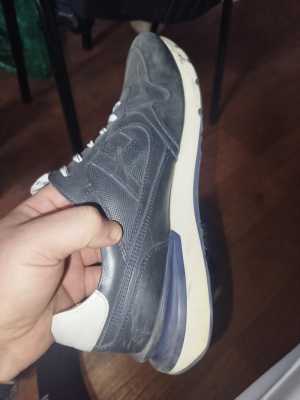 Хорошие кроссовки