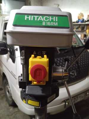   HITACHI
