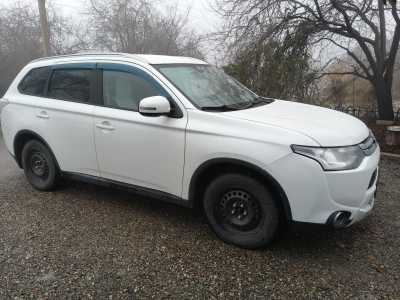 Mitsubishi Outlander, 2014