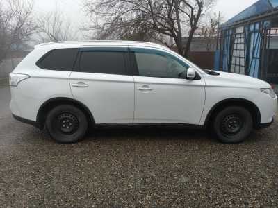 Mitsubishi Outlander, 2014