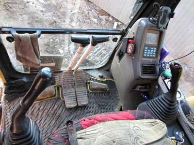 ��������� ���������� Komatsu PC 200-7
