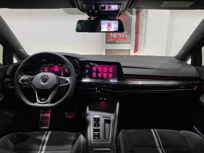 ������� ���� Volkswagen Golf, 2022 ��� ����� ������ ����