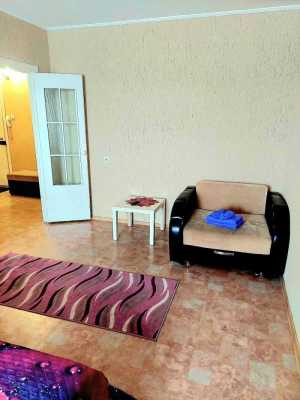 1-� ��������, 40 �2, 8/10 ��.