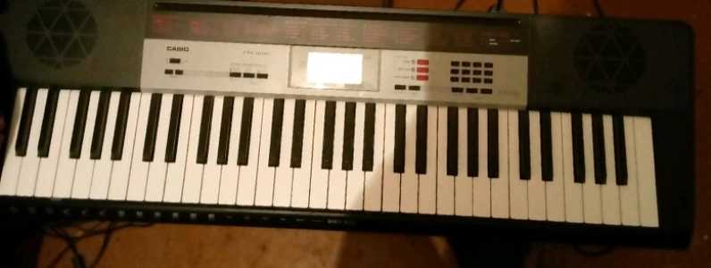 Синтезатор Casio